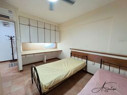 Blk 288C Jurong East Street 21 (Jurong East), HDB Executive #555797331